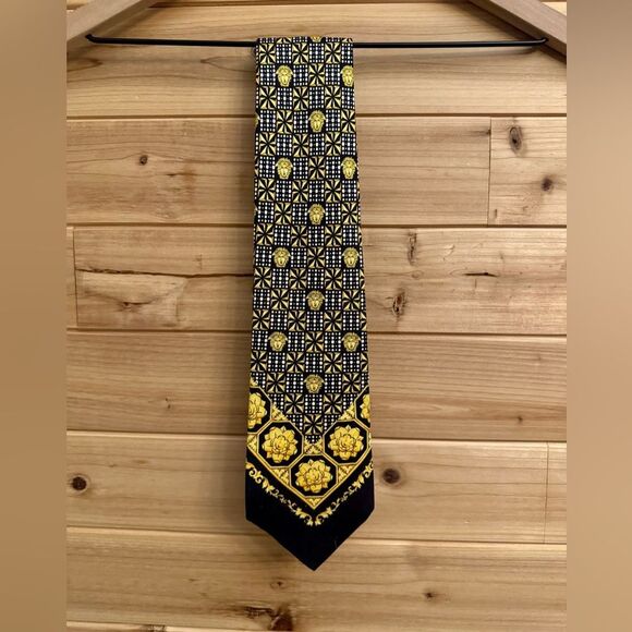 Vintage 90’s Gianni Versace Neiman Marcus Medusa Checker Silk Black Gold Tie - Picture 1 of 10